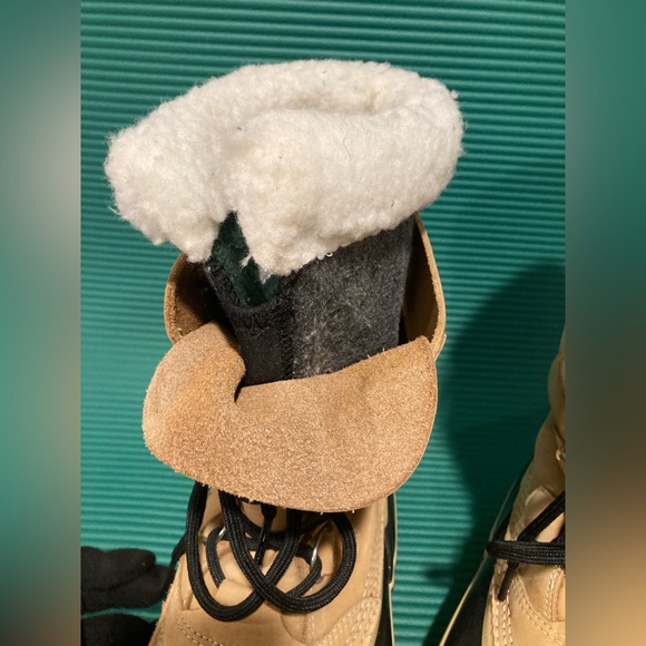 Sorel Tan Caribou Waterproof Winter Boots 11 - Picture 11 of 16